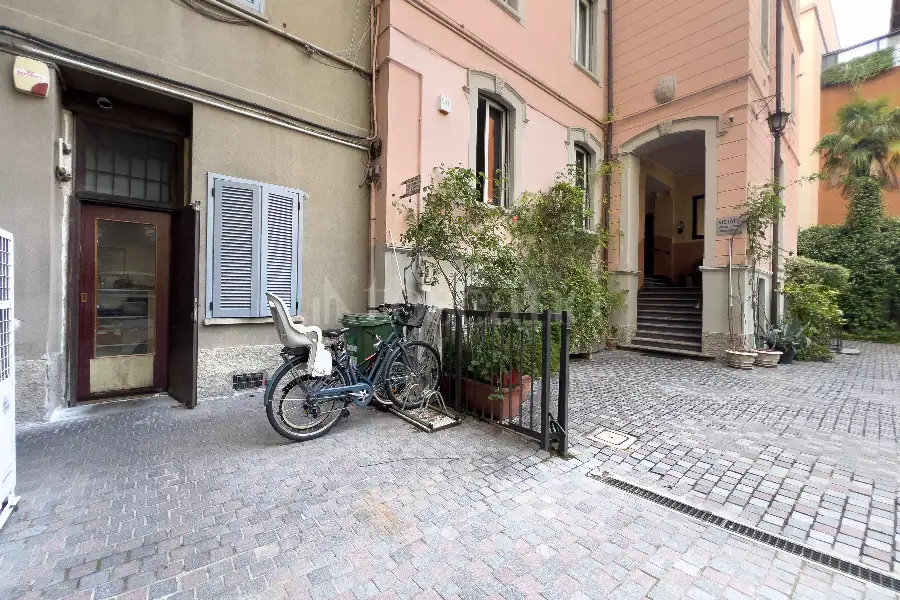 Negozio in vendita di 85 mq a €310.000 (rif. 40/2024)