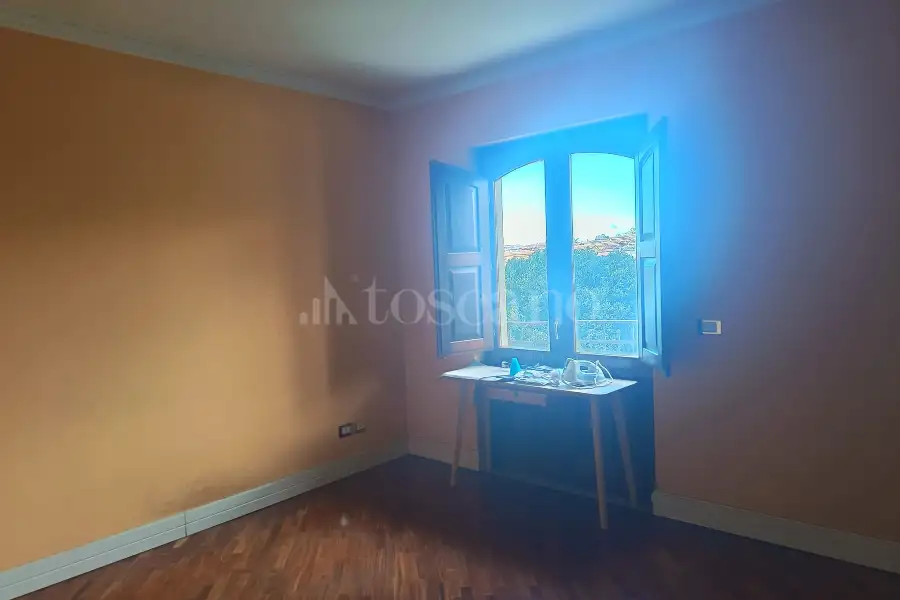 Villa Bifamiliare in vendita di 265 mq a €550.000 (rif. 215/2025)