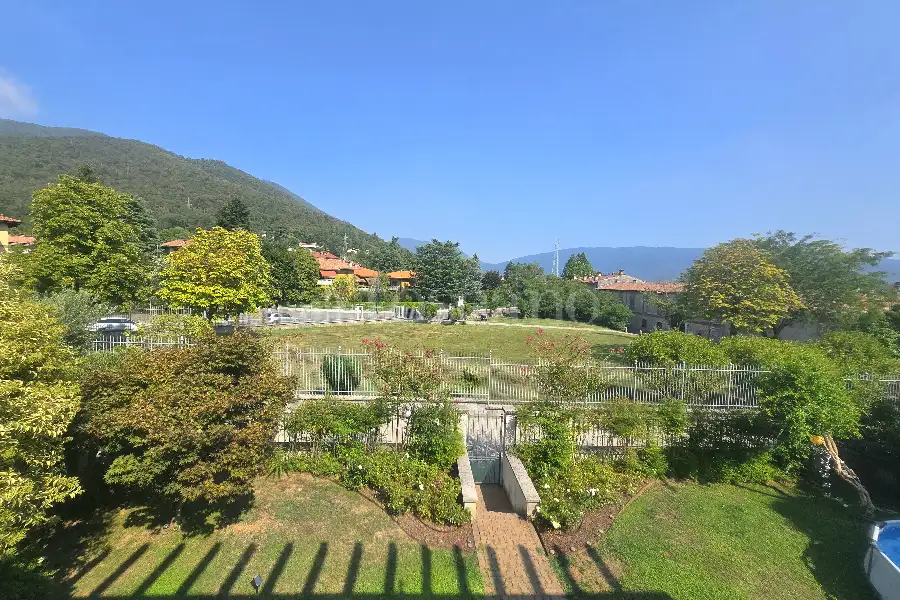 Villa in vendita di 250 mq a €710.000 (rif. 54/2026)