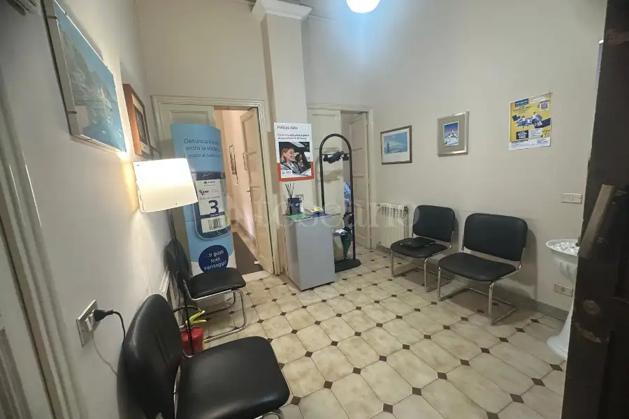 Ufficio in affitto di 25 mq a €200 (rif. 43/2026)