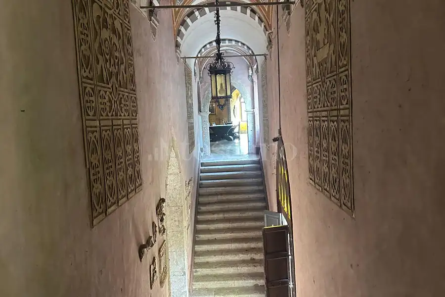 Palazzo in vendita di 3.000 mq trattativa riservata (rif. 69/2026)