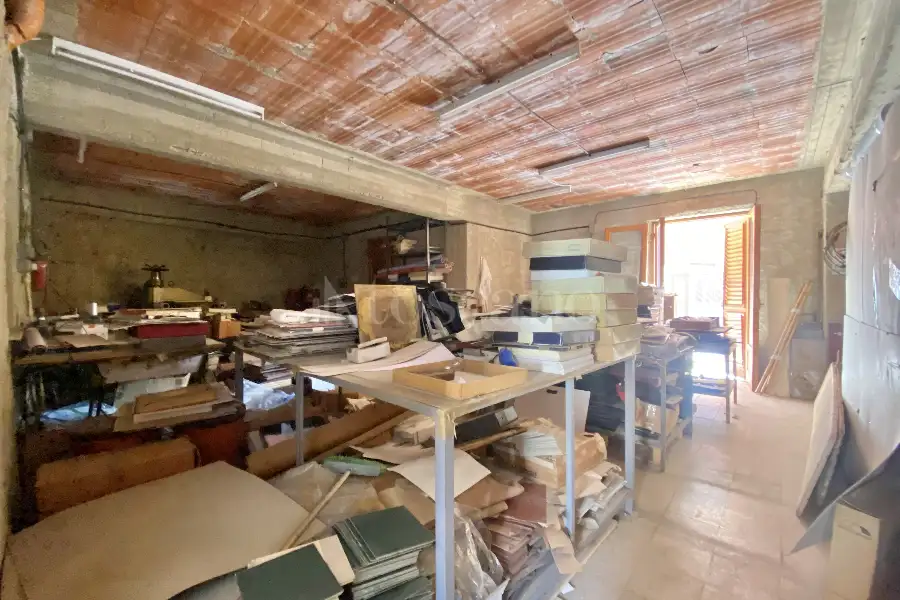 Casa Indipendente in vendita di 220 mq a €164.000 (rif. 16/2026)