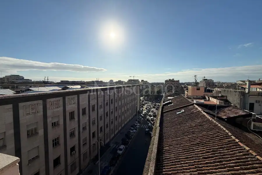 Attico in vendita di 100 mq a €350.000 (rif. 1/2026)