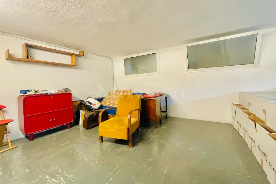 Magazzino in vendita di 287 mq a €209.000 (rif. 71/2026)