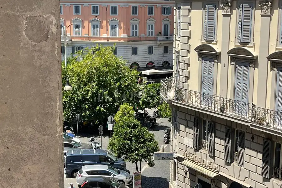 Casa in vendita di 215 mq a €1.280.000 (rif. 34/2026)