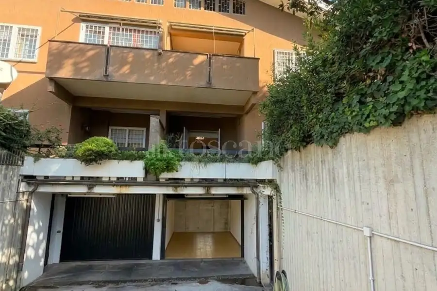 Villa in vendita di 200 mq a €990.000 (rif. 24/2026)