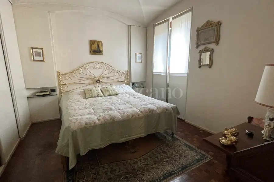 Casa in vendita di 200 mq a €1.800.000 (rif. 16/2024)