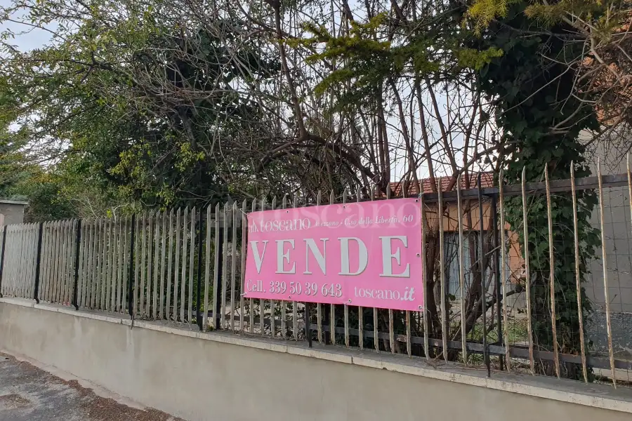 Casa Indipendente in vendita di 460 mq a €220.000 (rif. 31/2024)