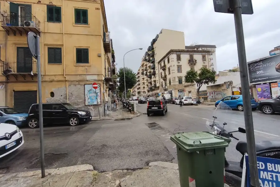 Negozio in vendita di 80 mq a €90.000 (rif. 107/2025)