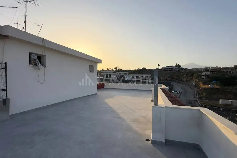 Casa in affitto di 150 mq a €890 (rif. 151/2026)