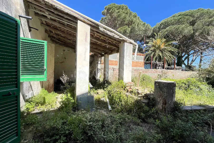 Casa Indipendente in vendita di 122 mq a €75.000 (rif. 15/2026)