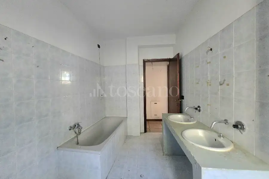 Villa in vendita di 200 mq a €780.000 (rif. 38/2026)