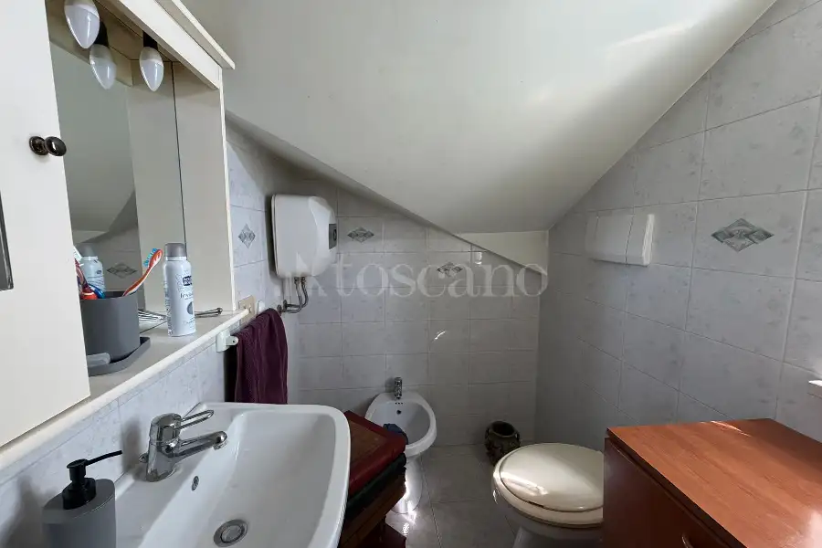Villa Bifamiliare in vendita di 310 mq a €535.000 (rif. 28/2026)