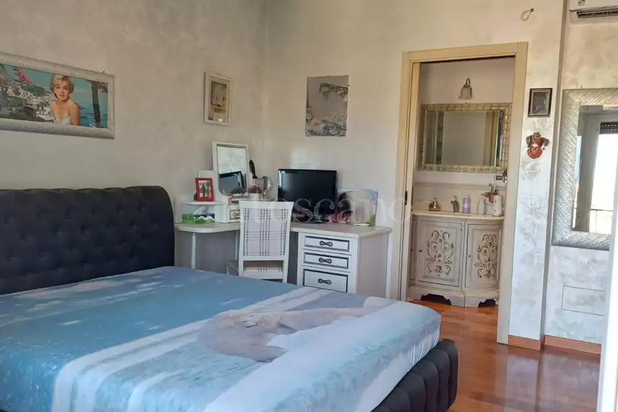 Superattico in vendita di 250 mq a €1.100.000 (rif. 20/2026)