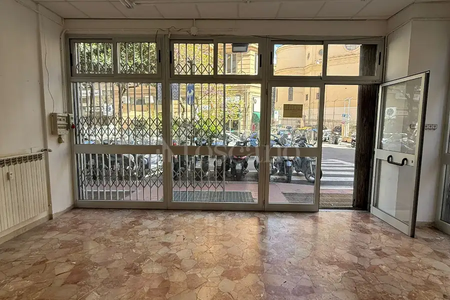 Negozio in vendita di 50 mq a €220.000 (rif. 29/2026)