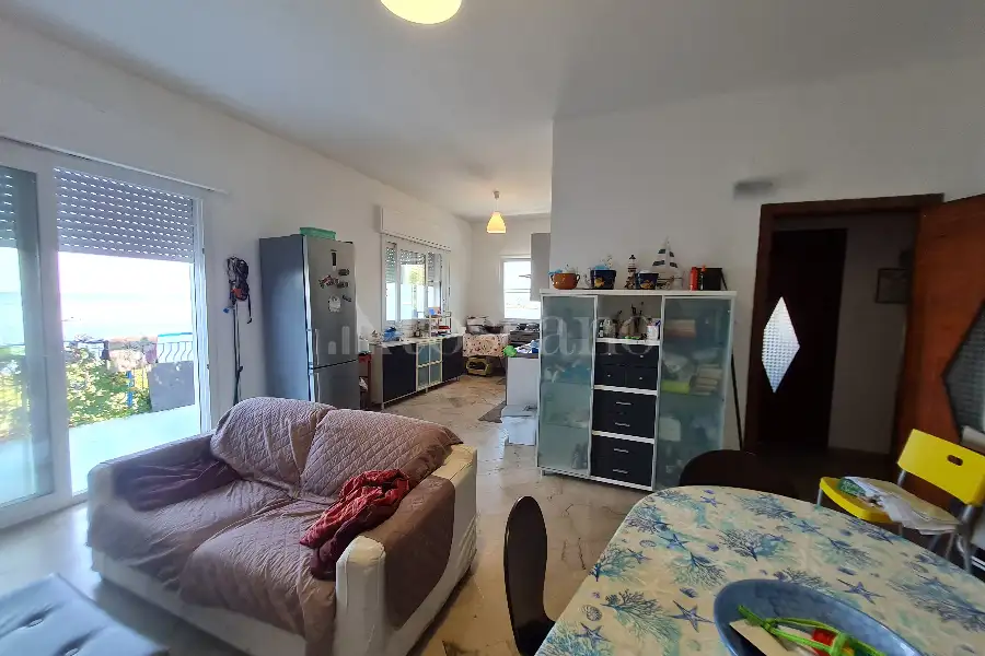 Villa Bifamiliare in vendita di 203 mq a €760.000 (rif. 51/2026)