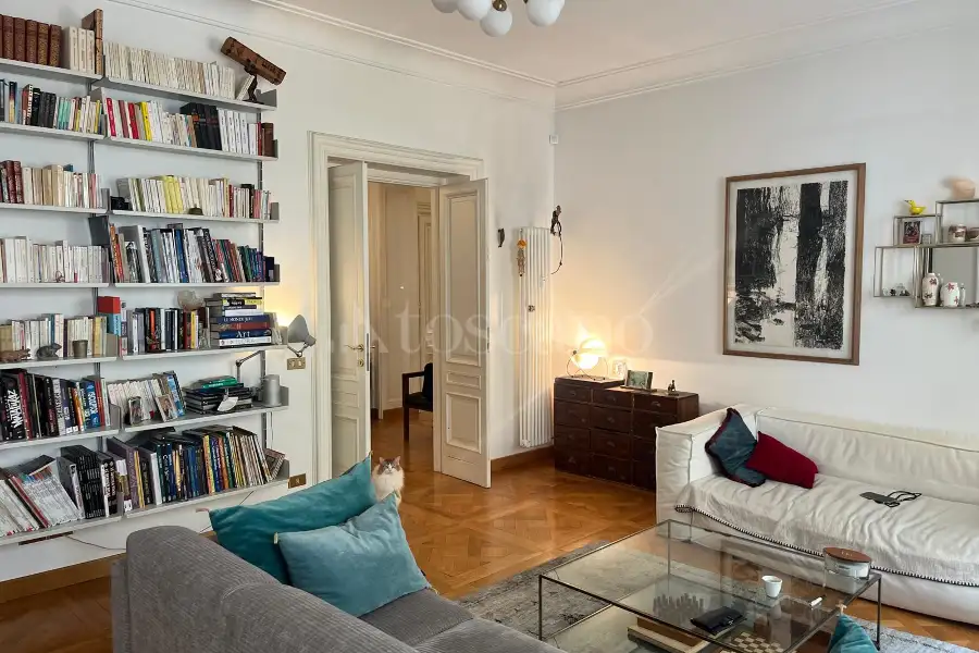 Casa in vendita di 200 mq a €1.900.000 (rif. 5/2026)