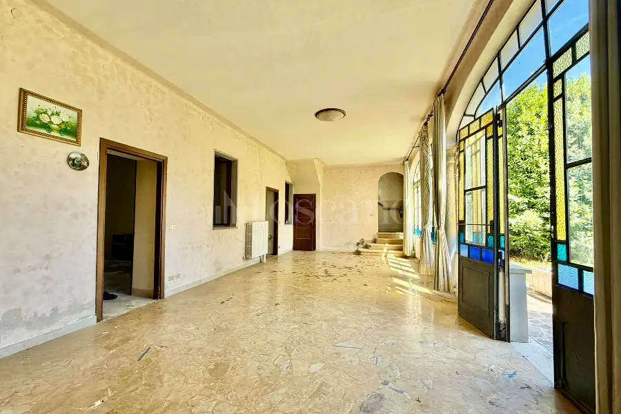 Casa Indipendente in vendita di 400 mq a €315.000 (rif. 41/2026)