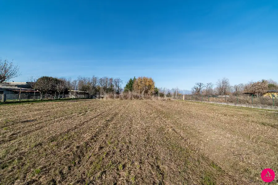 Edificabile Residenziali in vendita di 1.745 mq a €45.000 (rif. 210/2025)