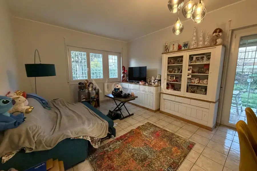 Villa Plurifamiliare in vendita di 200 mq a €689.000 (rif. 1/2026)