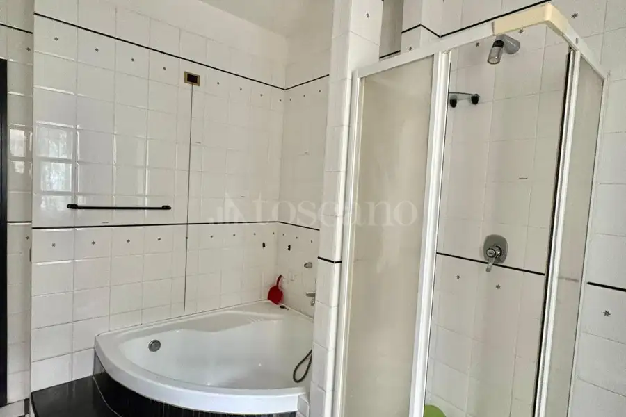 Casa Indipendente in vendita di 350 mq a €99.000 (rif. 101/2026)