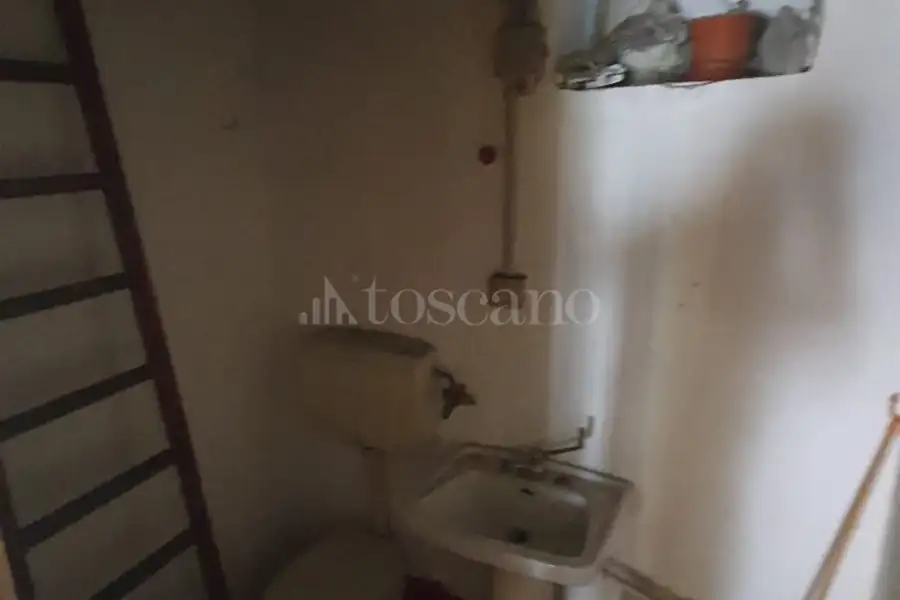 Negozio in vendita di 22 mq a €30.000 (rif. 254/2025)
