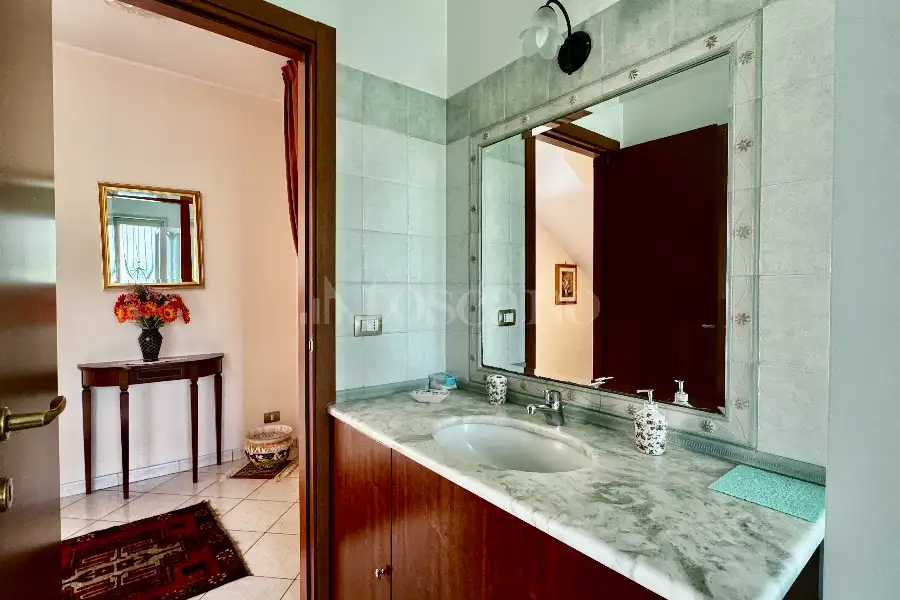Villa Bifamiliare in vendita di 160 mq a €598.000 (rif. 156/2026)