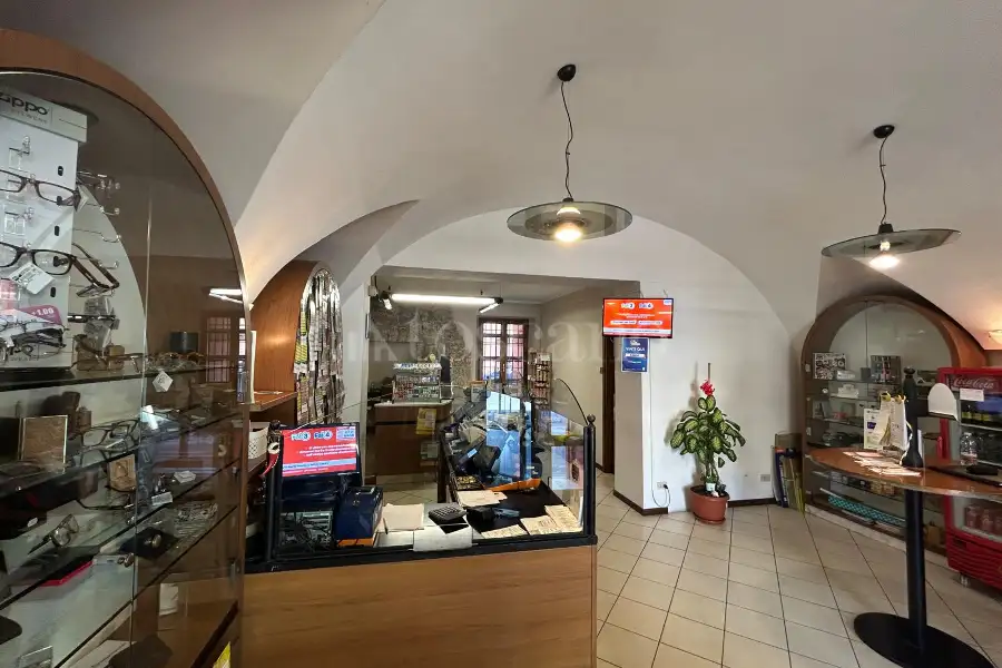 Attività Commerciale in vendita di 60 mq a €195.000 (rif. 20/2026)