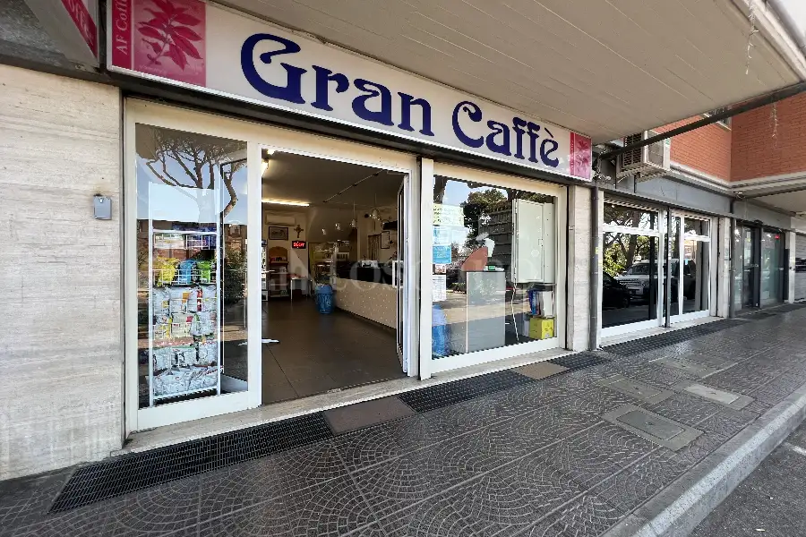 Negozio in vendita di 90 mq a €370.000 (rif. 76/2025)