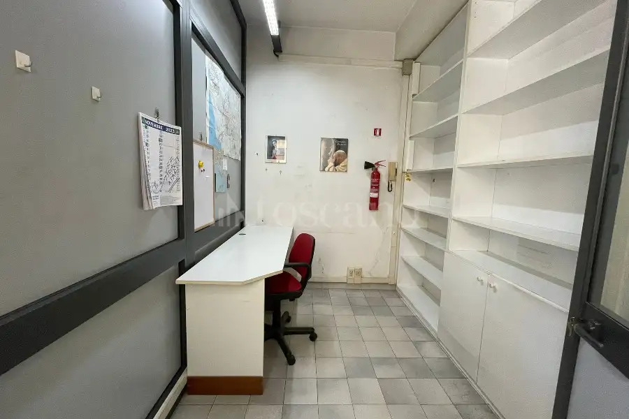 Negozio in affitto di 120 mq a €1.300 (rif. 185/2023)