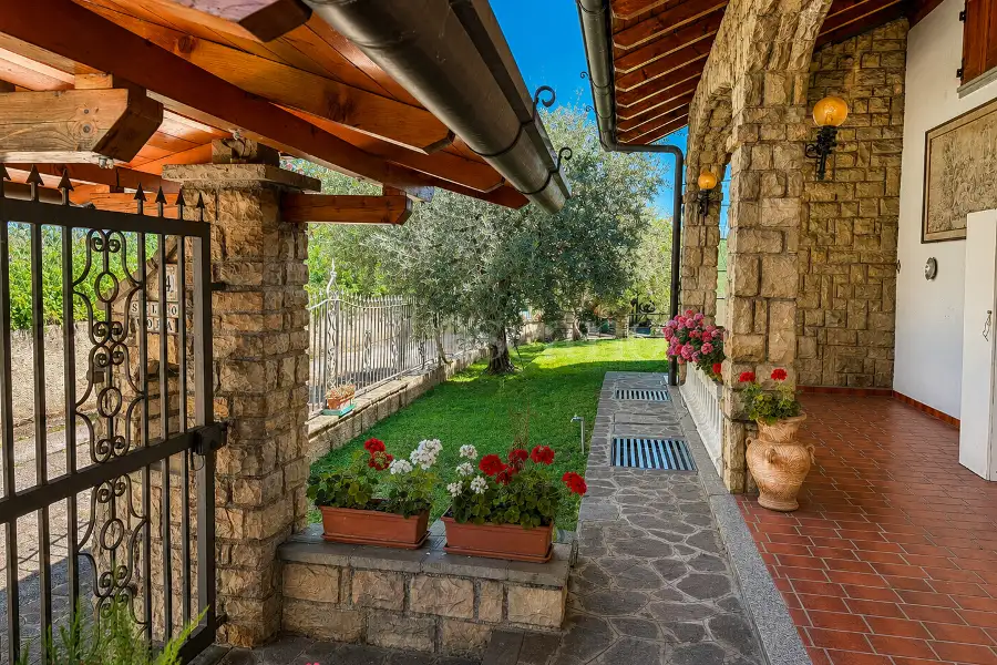 Villa in vendita di 500 mq a €1.100.000 (rif. 22/2026)