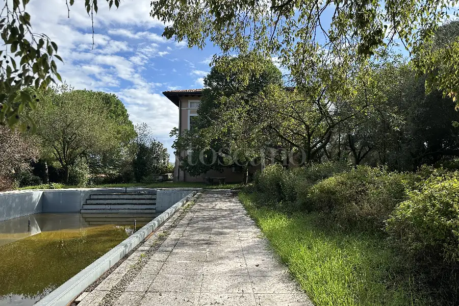 Villa in vendita di 870 mq a €729.000 (rif. 28/2024)