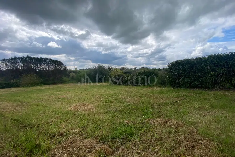 Agricolo in vendita di 1.500 mq a €40.000 (rif. 71/2025)