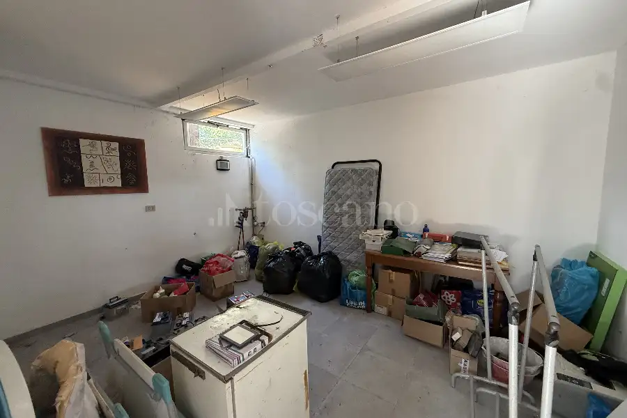 Laboratorio in vendita di 200 mq a €165.000 (rif. 29/2026)