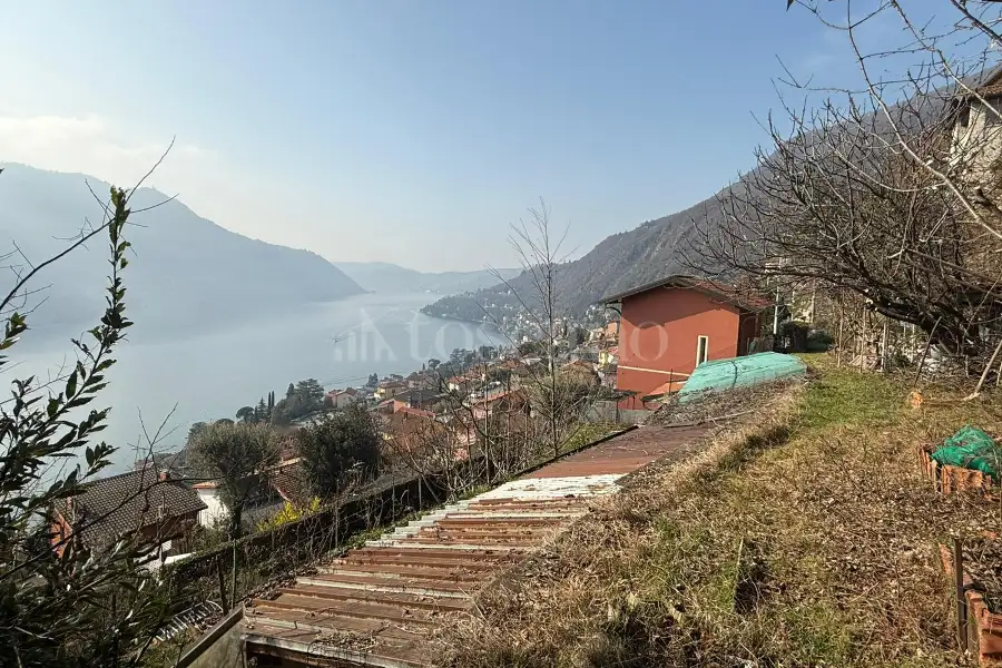 Agricolo in vendita di 400 mq a €39.000 (rif. 7/2026)