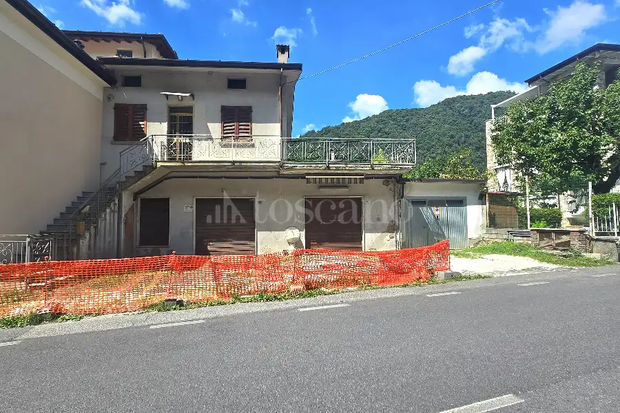 Casa Indipendente in vendita di 350 mq a €163.000 (rif. 30/2025)