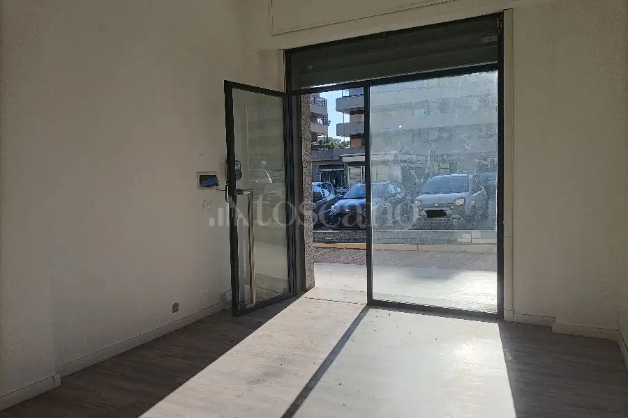 Negozio in vendita di 35 mq a €95.000 (rif. 26/2025)