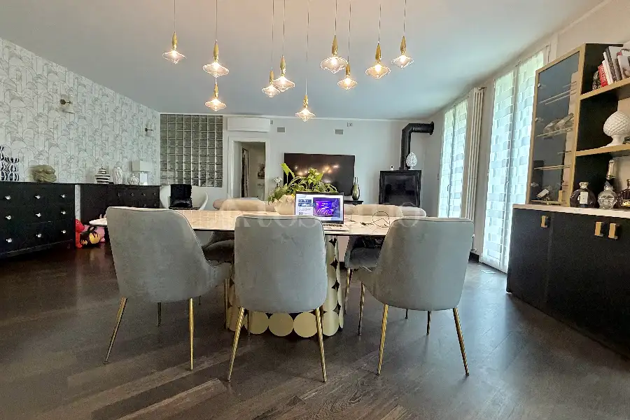 Casa in vendita di 200 mq a €865.000 (rif. 24/2026)