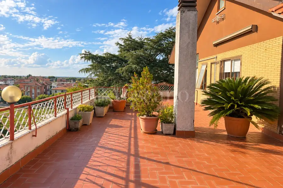 Attico in vendita di 132 mq a €469.000 (rif. 64/2026)