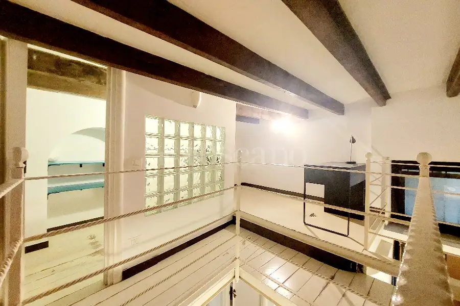 Loft in affitto di 65 mq a €1.250 (rif. 23/2026)