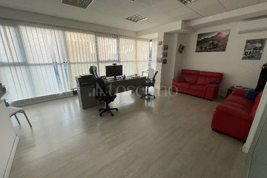 Capannone in vendita di 1.000 mq a €1.900.000 (rif. 15/2026)