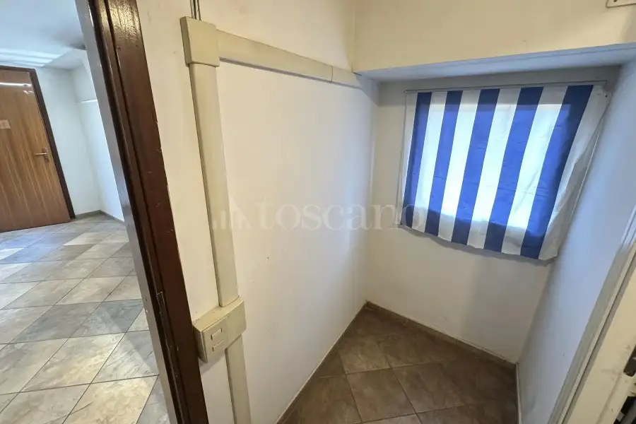 Negozio in vendita di 68 mq a €73.000 (rif. 42/2026)