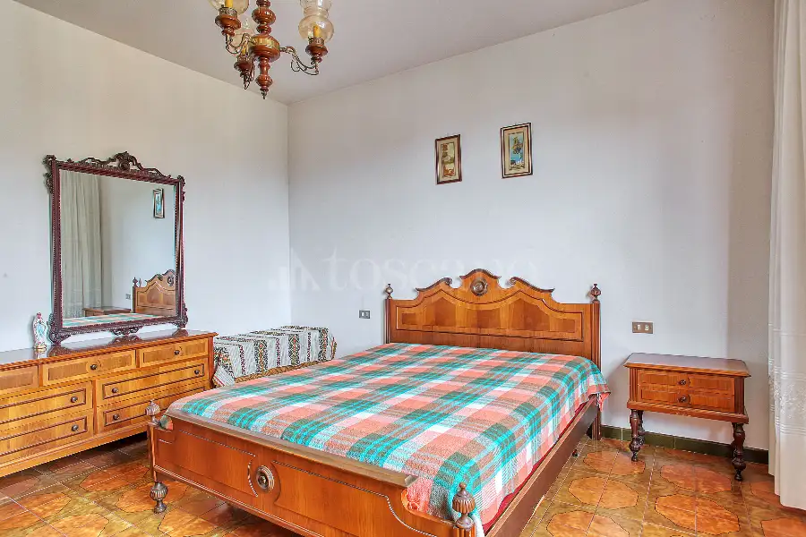 Villa Bifamiliare in vendita di 215 mq a €460.000 (rif. 47/2026)