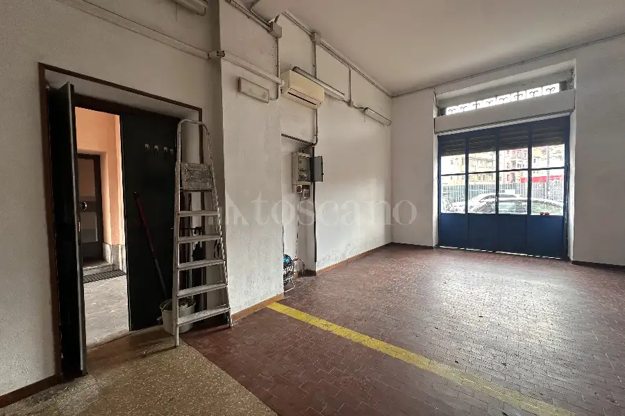 Negozio in vendita di 40 mq a €164.000 (rif. 15/2026)