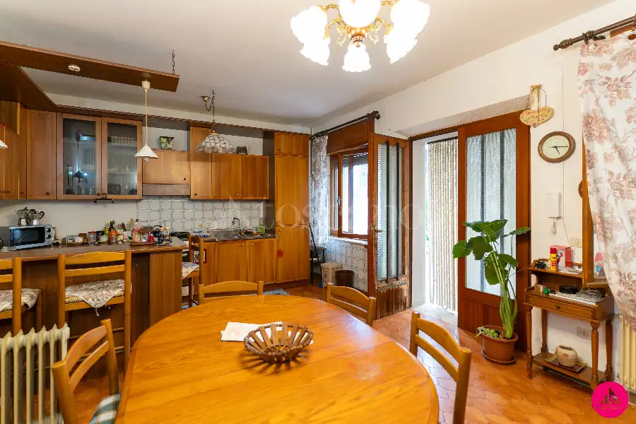 Casale in vendita di 234 mq a €155.000 (rif. 118/2026)