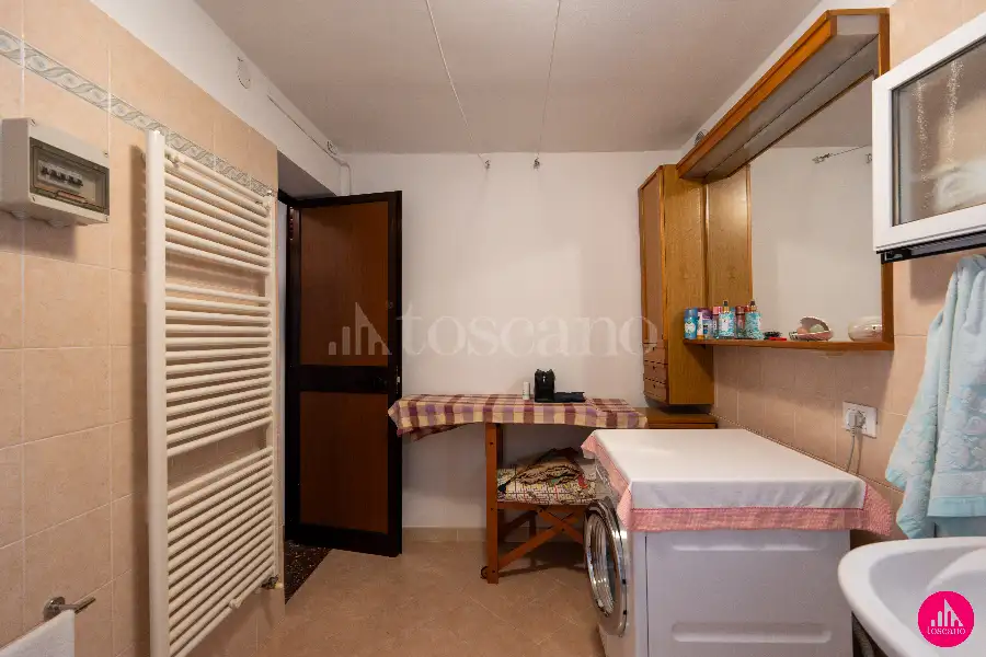 Casa Indipendente in vendita di 254 mq a €250.000 (rif. 150/2026)