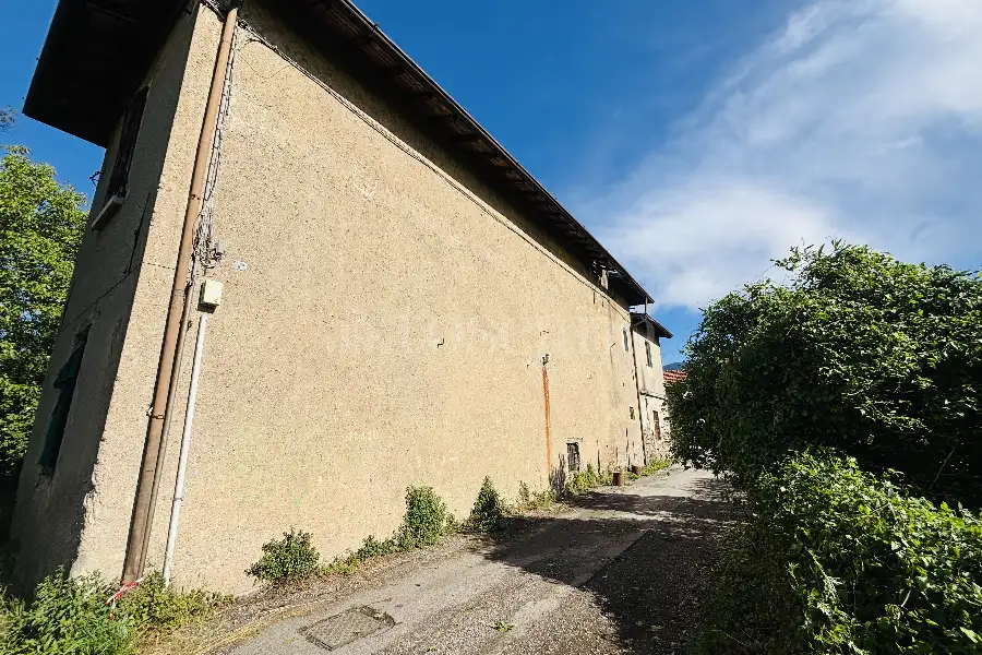 Rustico in vendita di 200 mq a €134.000 (rif. 25/2026)