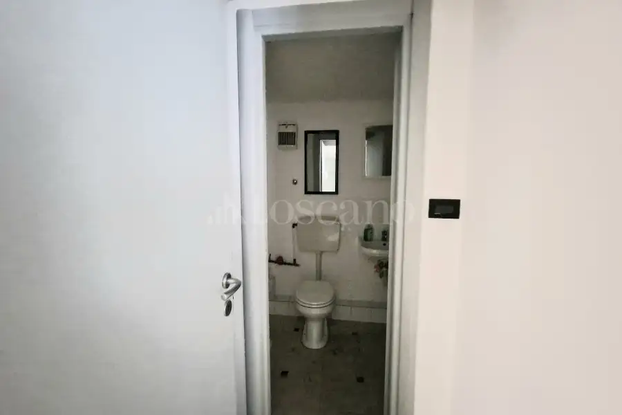 Ufficio in vendita di 100 mq a €255.000 (rif. 25/2026)