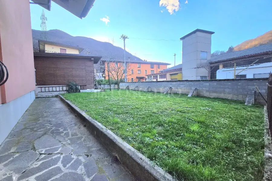 Villa in vendita di 550 mq a €970.000 (rif. 10/2026)