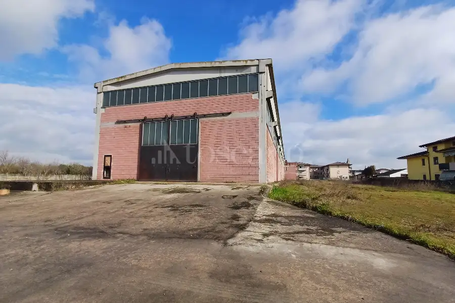 Edificabile Residenziali in vendita di 12.000 mq a €3.600.000 (rif. 3/2025)